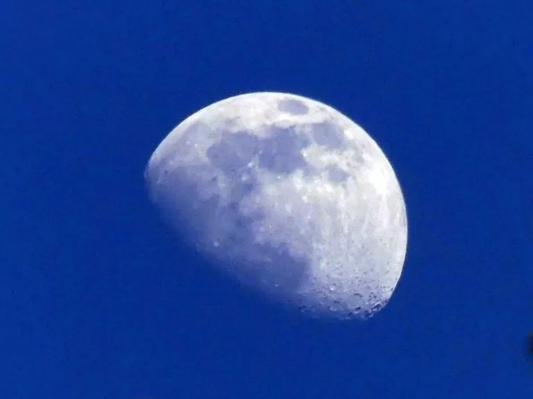 The Moon over Lincoln, photographed by Harold McAleer.