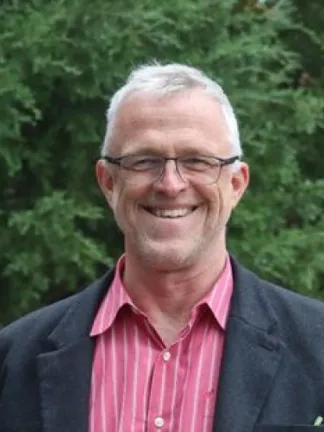 Professor Larry McKenna