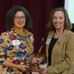 Laura Mattei presents Susan Mitchell-Hardt with the 2023 Lifetime Achievement Award